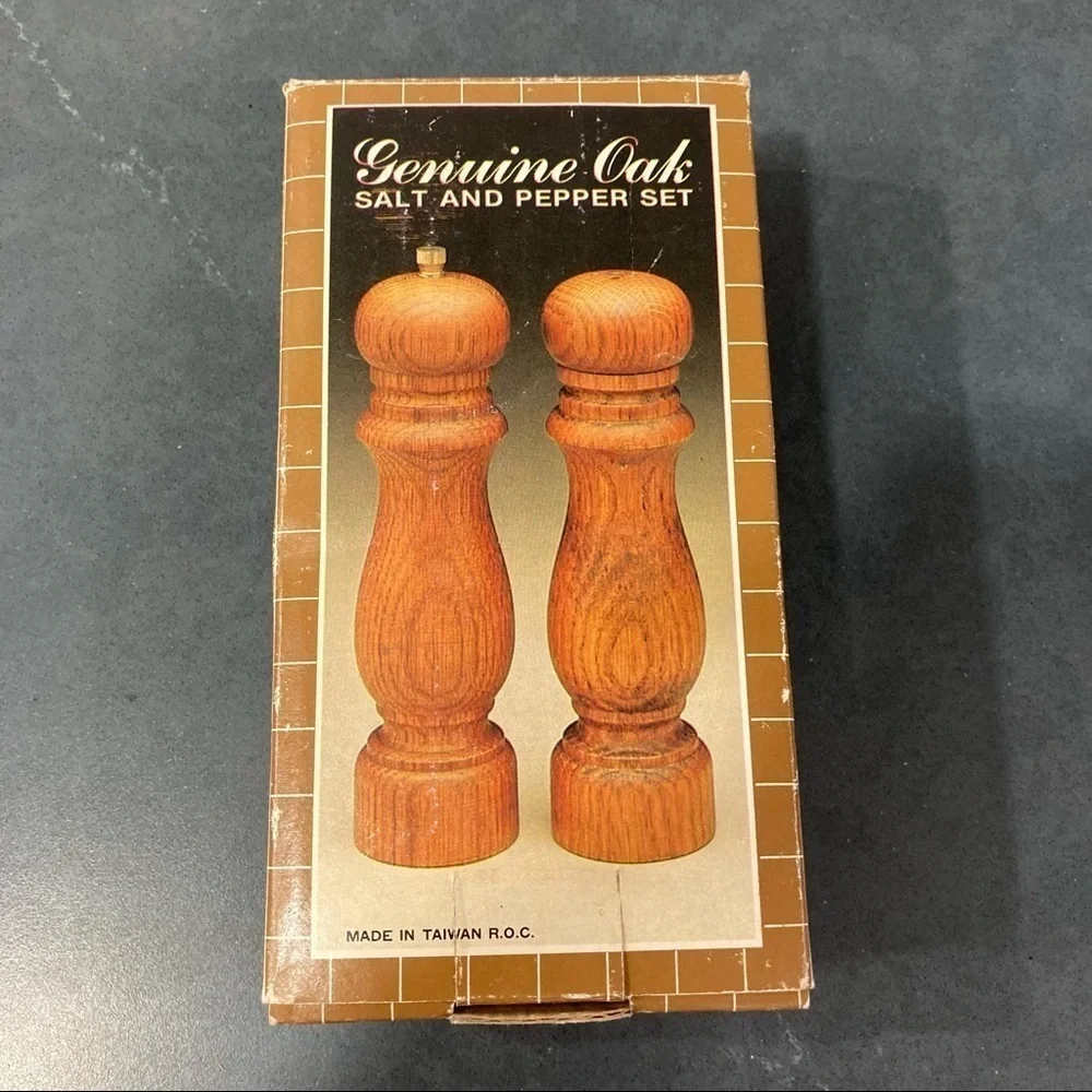 NEW OLD STOCK vintage wooden salt & pepper shaker grinder set